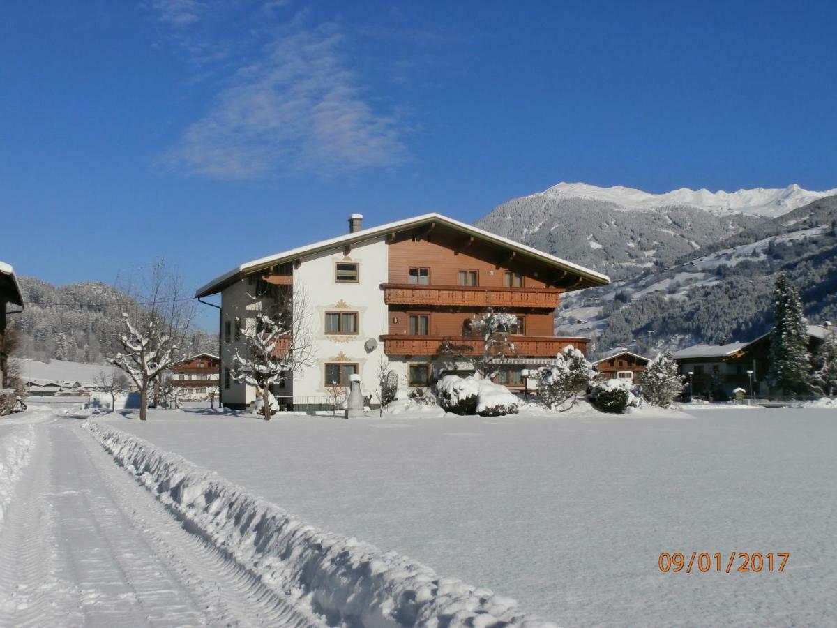 Apartamento Lippnerhof Aschau Im Zillertal Exterior foto