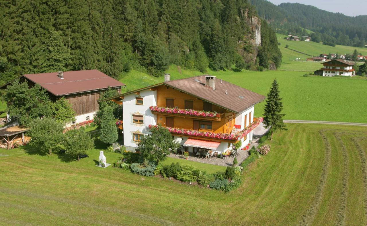 Apartamento Lippnerhof Aschau Im Zillertal Exterior foto
